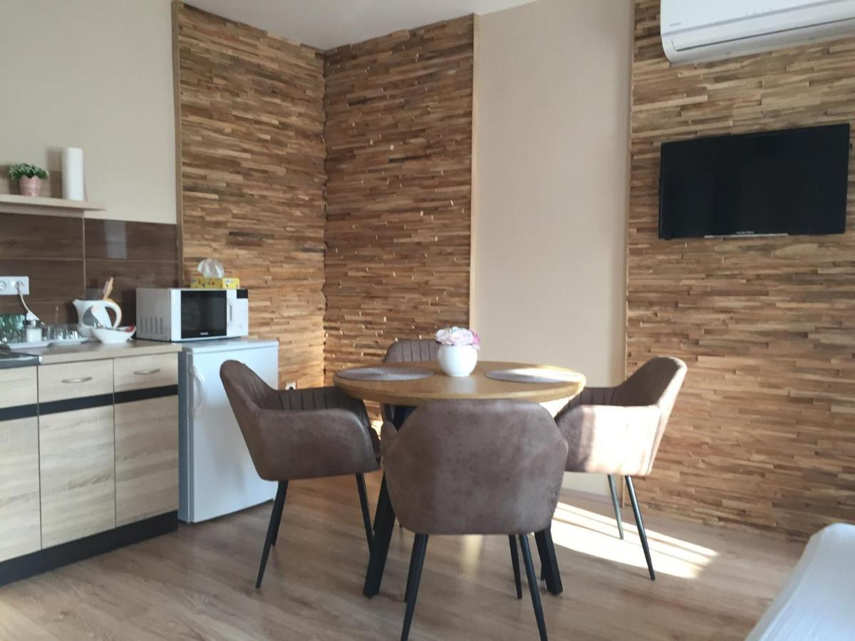 Family Apartmanhaz Apartment Nagykanizsa Exterior photo