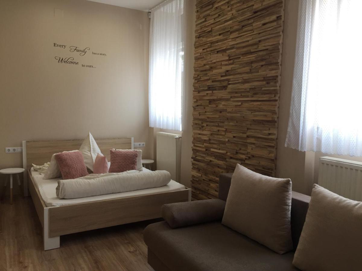 Family Apartmanhaz Apartment Nagykanizsa Exterior photo